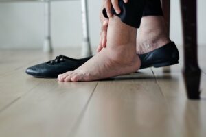 Pijat Ini Bisa Kurangi Pembengkakan Kaki Dan Tangan